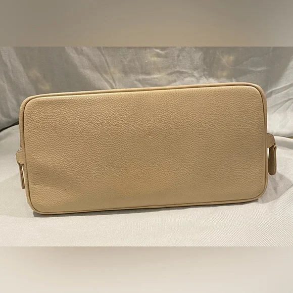 Givenchy Sacs A Main Handbag with COA - Picture 6 of 16